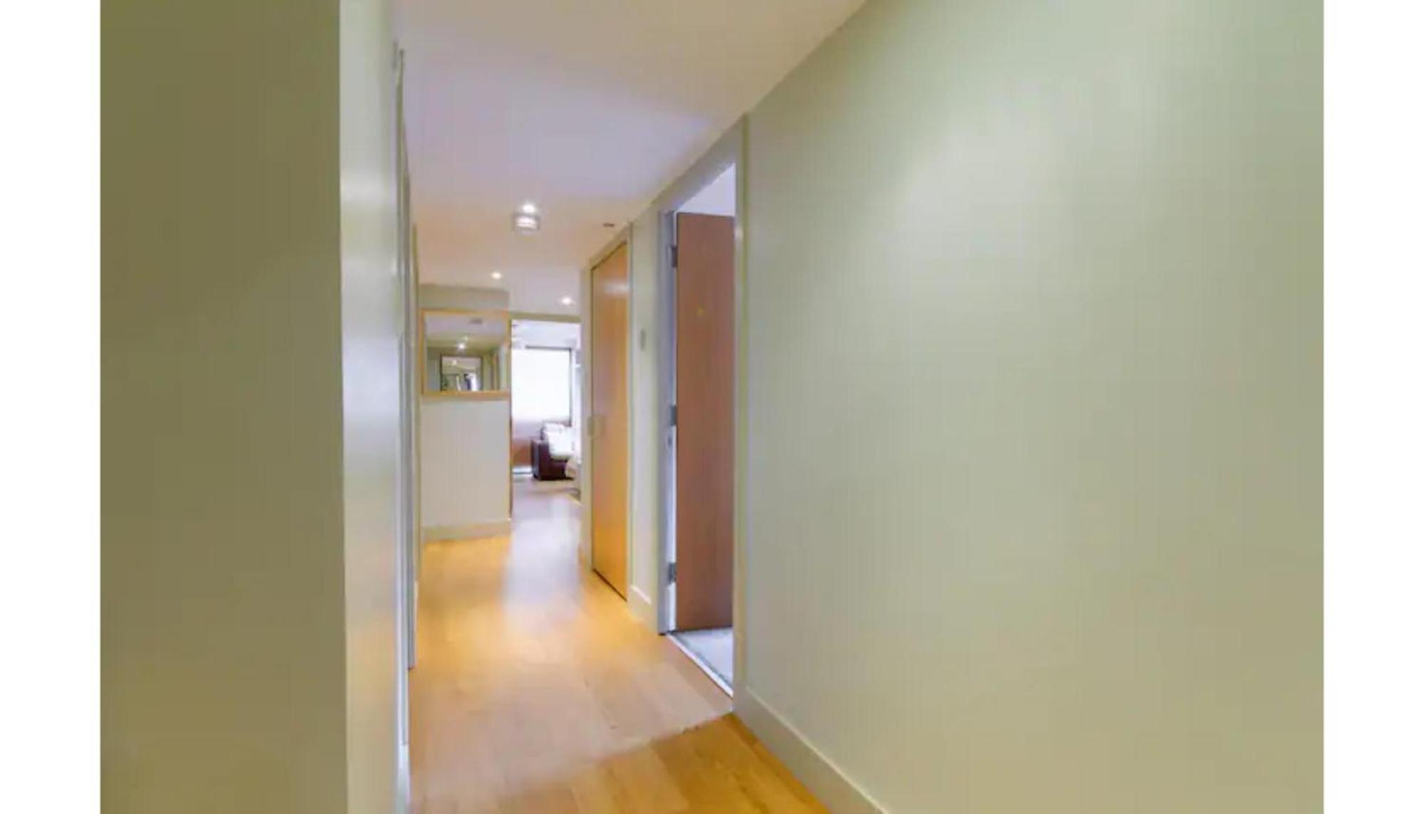 Modern Flat In The Middle Of Old Town Apartment EDI Exterior photo