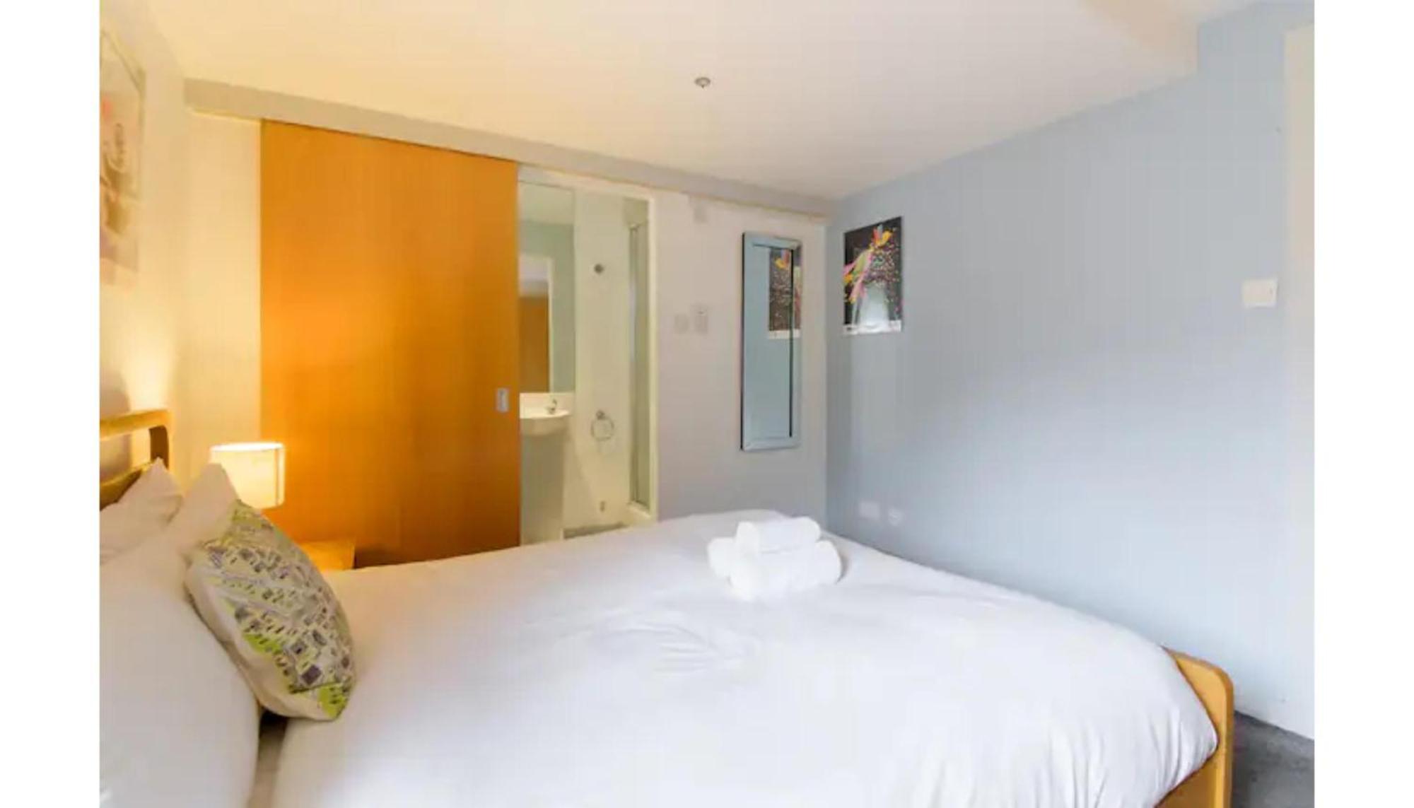 Modern Flat In The Middle Of Old Town Apartment EDI Exterior photo