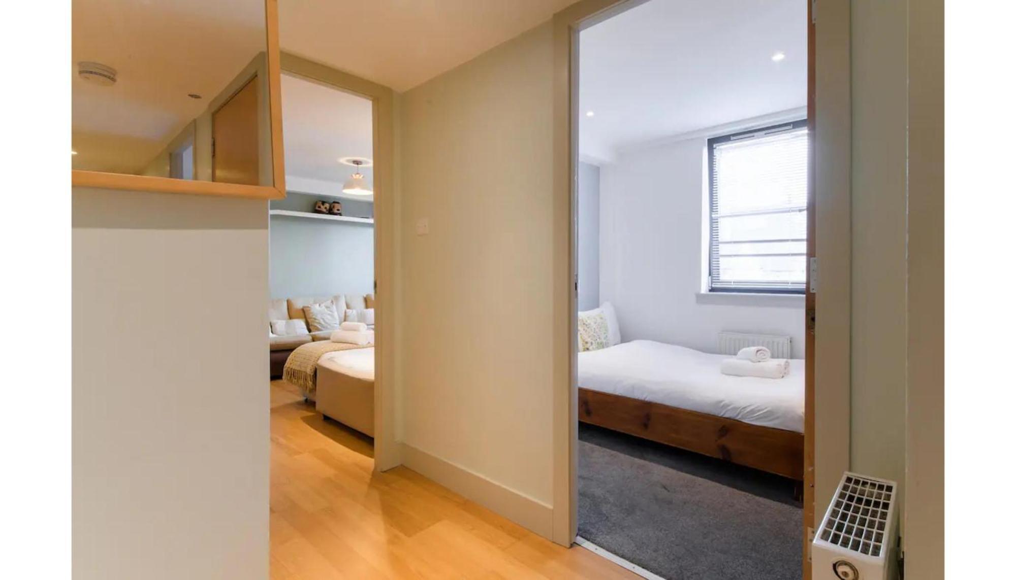 Modern Flat In The Middle Of Old Town Apartment EDI Exterior photo