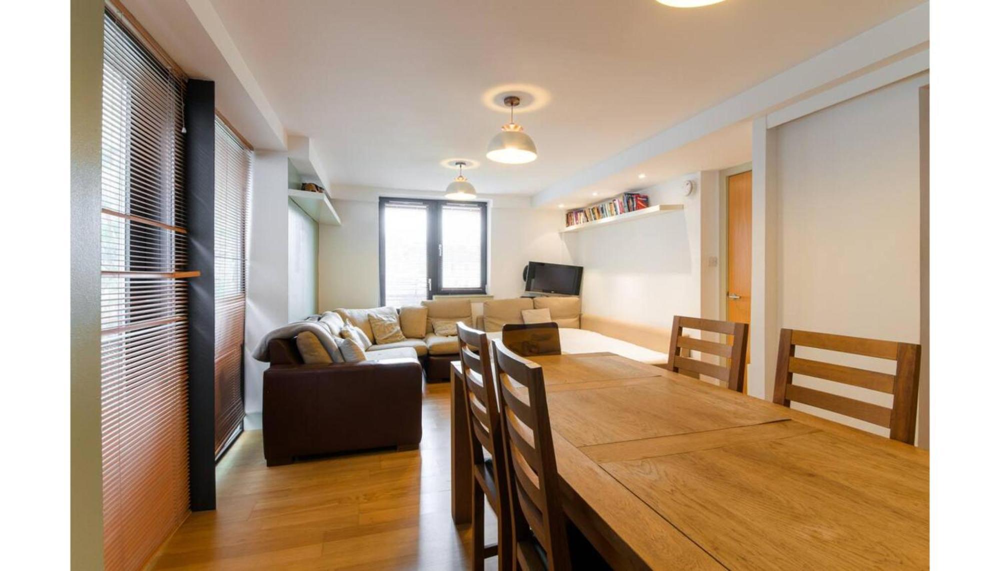Modern Flat In The Middle Of Old Town Apartment EDI Exterior photo
