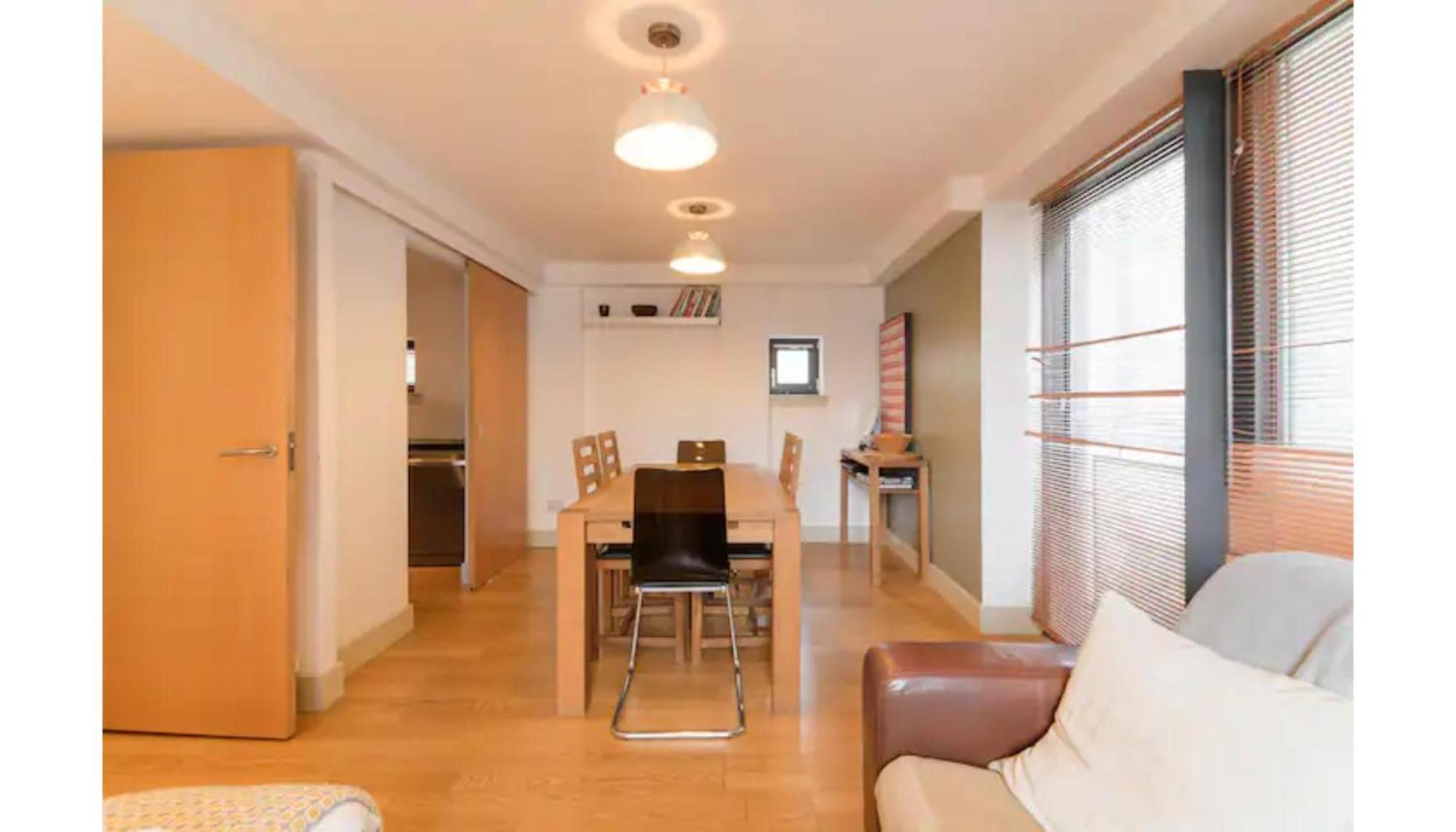 Modern Flat In The Middle Of Old Town Apartment EDI Exterior photo