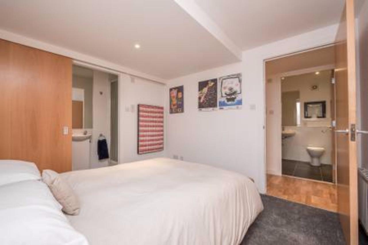 Modern Flat In The Middle Of Old Town Apartment EDI Exterior photo